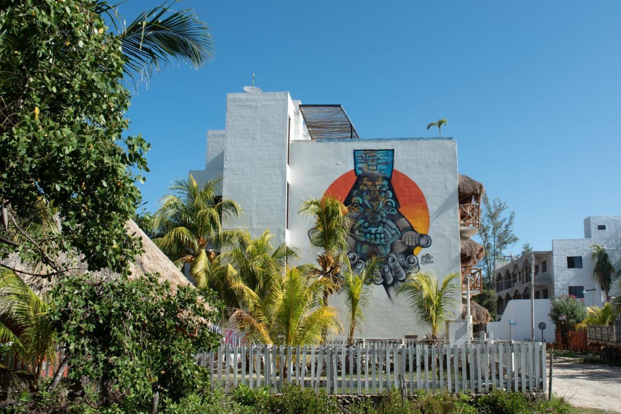 Hotel Mayari Holbox Exterior photo Mural in Tulum