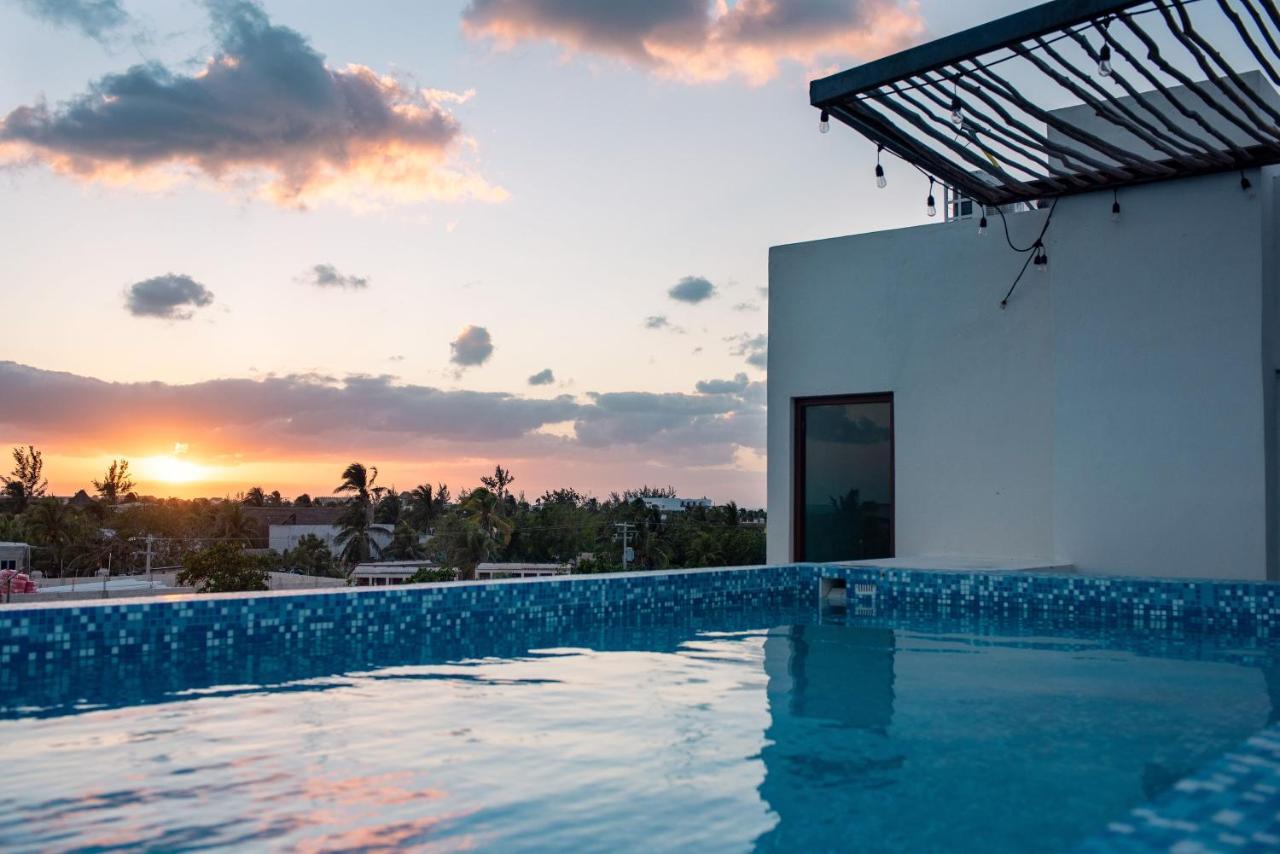 Hotel Mayari Holbox Exterior photo Rooftop pool at the Hotel Habitas Tulum