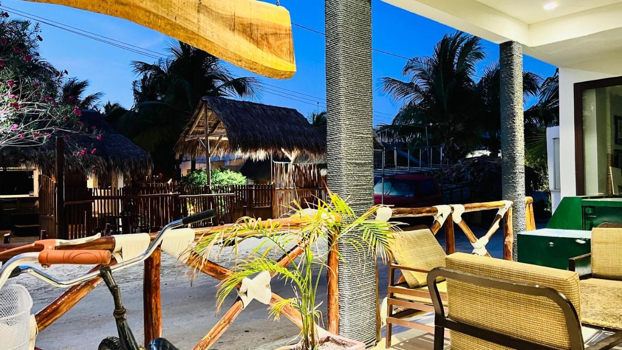Hotel Mayari Holbox Exterior photo A restaurant in Tulum